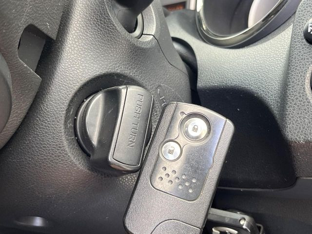 �y�L�[���X�z�������ꂽ�ꏊ����ł��{�^����Ńh�A�̊J���E�{�����ł���̂łƂ��Ă��֗�!�h�A�̌�������ɏ������邱�Ƃ�����܂����