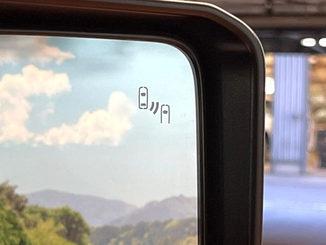 �y�u���C���h�X�|�b�g���j�^�[�z���s���A�h�A�~���[�̎��p�ɂȂ�₷���ӏ��Ɍ㑱�Ԃ��ڋ߂���ƃT�C�h�~���[�̃����Y�Ɍx����\��!�h���C�o�[�ɒ��ӊ��N�����Ă���܂��B