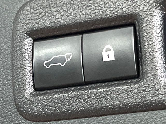 �y�p���[�o�b�N�h�A�z�X�}�[�g�L�[��^�]�Ȃ̃{�^�������������Ń��A�Q�[�g�������ŊJ���܂�!�ו��������Ă��鎞��A�����ʒu�ɂ���o�b�N�h�A��߂�ۂɕ֗��ȋ@�\�ł���