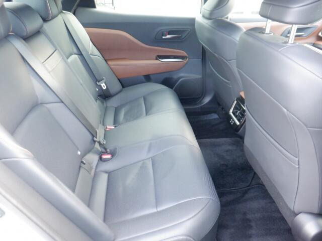 リヤシートも状態良好♪是非一度ご来店いただき、実際に座ってみてくださいね!