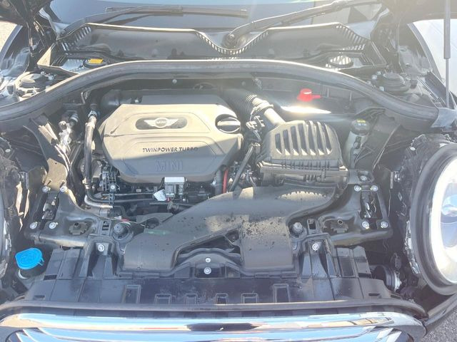 �����X�ł́A�e���[�J�[�̐�p�f�f�e�X�^�[�𓱓��B���Ǝ��i�����e�N�j�J���X�^�b�t���풓���Ă���܂��̂ŁA������̍ۂɂ����S���Ă����p���������܂��B