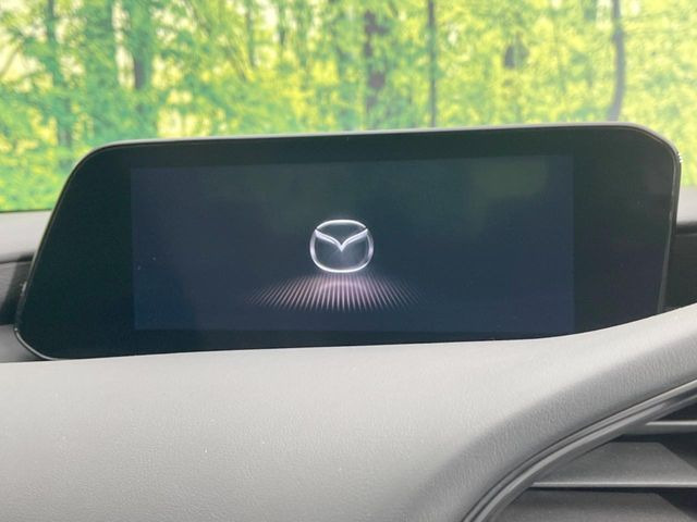 �y8.8�C���`�}�c�_�R�l�N�g�z�ԓ��̕��͋C�Ƀ}�b�`������^�̃f�B�X�v���C�B�X�}�z�ڑ��ł̃i�r�g�p��Bluetooth�Đ����A�l�X�ȋ@�\���y���߂܂��B�����I�ȃ_�C�������삪�\�ŁA�g��������ǍD�ł��B