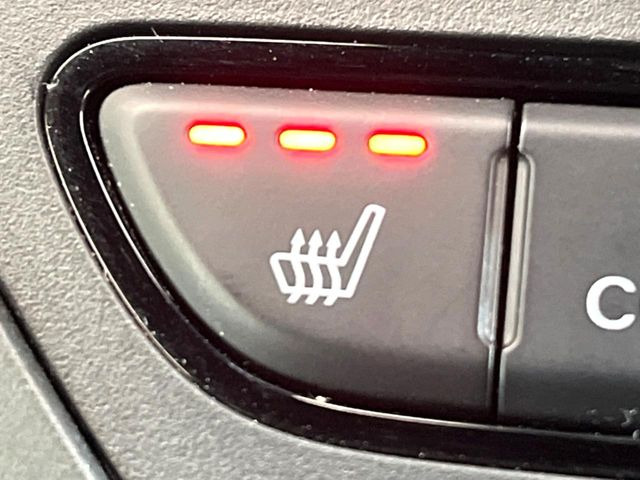 �y�V�[�g�q�[�^�[�z�������ɏd�󂷂�V�[�g�q�[�^�[!�G�A�R����葁�����܂��Ă����̂Ŋ�����̐l�����S�ł��ˁ�G�A�R���̉����͊������邩����A�Ƃ������ɂ����������߂ł��B