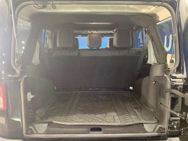 ���g�����N���[��:����L������e�X�y�[�X!���ꂾ���̍L��������΂��������⃌�W���[�Ȃǂɂ��œK�ł�!�g�p�������Ȃ����ꂢ�ȏ�Ԃ��ێ����Ă���܂��B