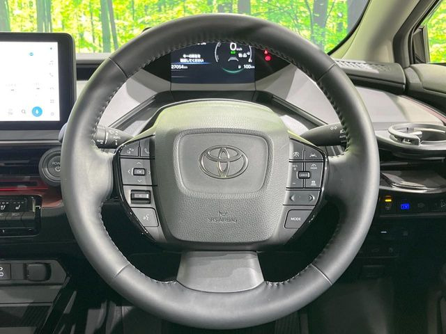 �y�����v�����X�e�A�����O�z�㎿�Ȋv���g�p���邱�ƂŁA��ɂ����������݂ƂĂ��^�]���₷���n���h���ł���