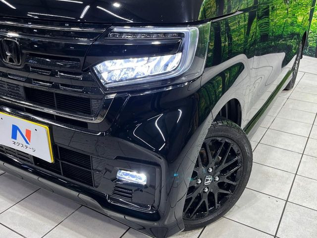 �yLED�w�b�h���C�g�z���V����ԑ��s�����ǍD�Ȏ��E���m�ۂ����S���ĉ^�]�ł��鍂�P�xLED�w�b�h���C�g�𑕔�!�_�����x�������A����d�͂��}�����Ă��܂��B