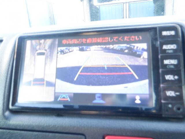 バックカメラもあります! 車庫入れも安心!