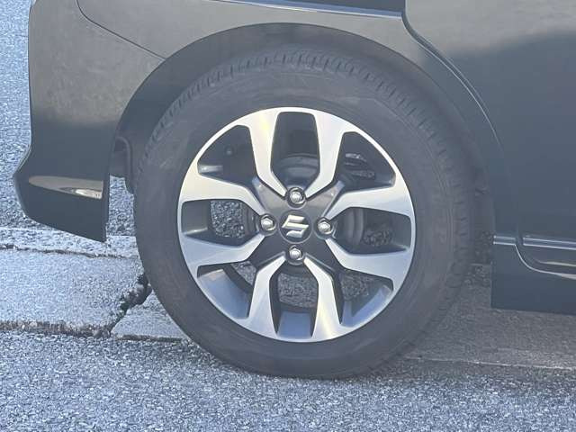 ���Ђ́A���q���܂̃j�[�Y�ɂ������o����悤�A�L�x�ȎԎ����葵���Ă���܂��B����芷���̍ۂ��A����A��낵�����肢�������܂��B