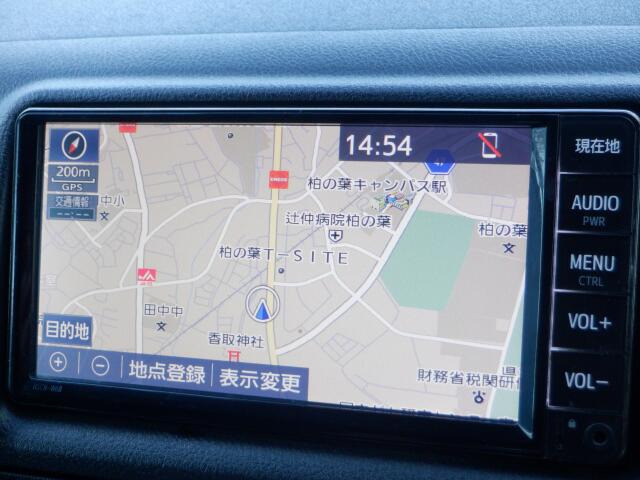 ナビも装備! 知らない場所もあっという間に検索♪ちょっとしたお出かけや旅行もこれでバッチリですね。