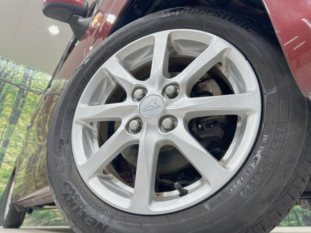 �y14�C���`�A���~�z�C�[���z�O�ςɃ}�b�`�����A���~�z�C�[���𑕒����Ă���܂��B�e��A���~�z�C�[����A�X�^�b�h���X�^�C�����戵�����Ă���܂��B���񂲑��k����������