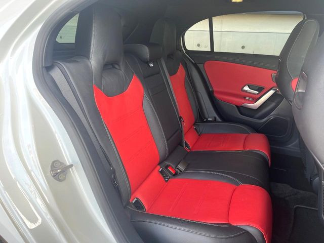 ���㕔���Ȃ��C�ɂȂ�悤�ȃL�Y�E�����ւ��蓙�A�傫�ȃ_���[�W�͂Ȃ��A�ǍD�ȏ�Ԃł��B