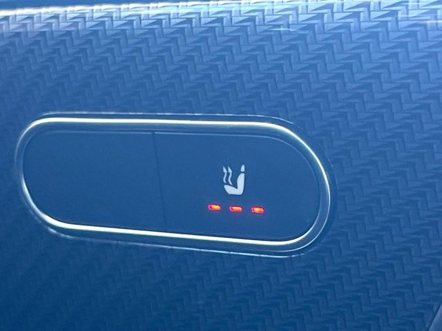 ���t�����g�V�[�g�q�[�e�B���O:�^�]�ȁE����ȋ��ɎO�i�K�Œ��߂��\�ȃV�[�g�q�[�^�[�𑕔����Ă���܂��B�G�߂��킸���K�ɂ��g�p���������܂��B