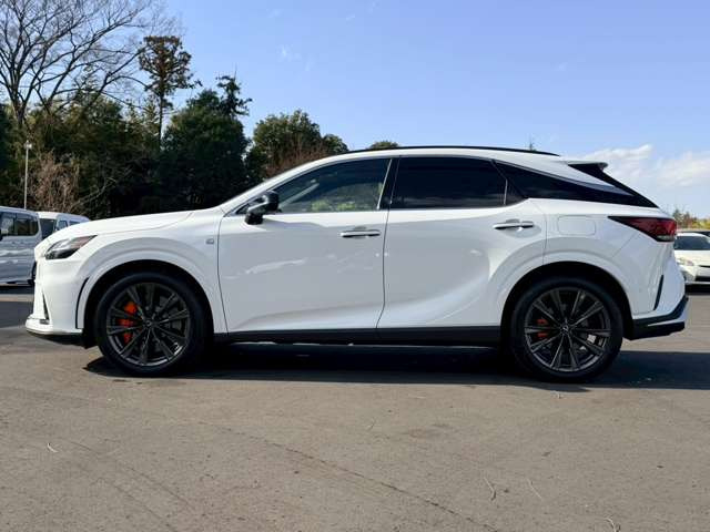 ���X�݌ɂ͊O���A�����N���[�j���O��ɓW�����A�����Ď��̏C�����̗L���A���[�^�[��������̗L������O�ҋ@�ւɂ�錟����S����{���Ă���܂��B�Ԍ��A�����A����h�������ЂőΉ��ł��܂��̂ł����S���������B