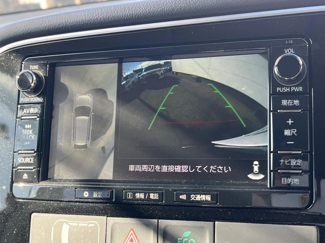 �y�}���`�A���E���h���j�^�[�z��p�̃J�����ɂ��A�ォ�猩���낵���悤�Ȏ��_��360�x�N���}�̎��͂��m�F���邱�Ƃ��ł��܂������p�������m�F���₷���A�����ꏊ�ł̐؂�Ԃ��⒓�Ԃ��X���[�Y�ɍs���܂��B