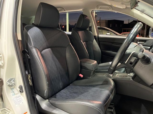 �y�n�[�t���U�[�V�[�g�z�������ƍ���S�n�𗼗������l�C�̃V�[�g���w�ʁE���ʂ̃t�@�u���b�N�f�ނ́A�ʋC���̗ǂ��⊊��ɂ����ɗD��Ă��܂��B�C���╞���ɍ��E���ꂸ���K�ɂ���肢�������܂��B