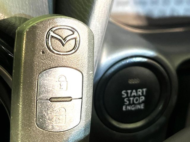 �y�A�h�o���X�g�L�[�z�J�o����|�P�b�g�ɓ��ꂽ�܂܂ł��h�A�̎{���E�������\�ȃX�}�[�g�L�[�𑕔��B�G���W���̃I���E�I�t�����J�M�����o���K�v����������Ƃ��Ă��֗��ł���