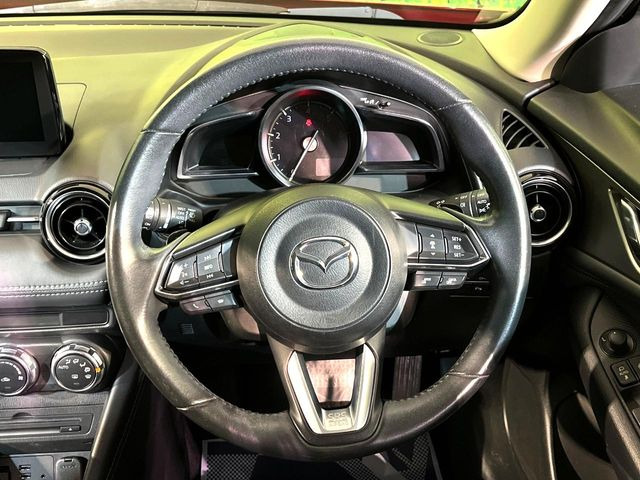 �y�����v�����X�e�A�����O�z�㎿�Ȋv���g�p���邱�ƂŁA��ɂ����������݂ƂĂ��^�]���₷���n���h���ł���