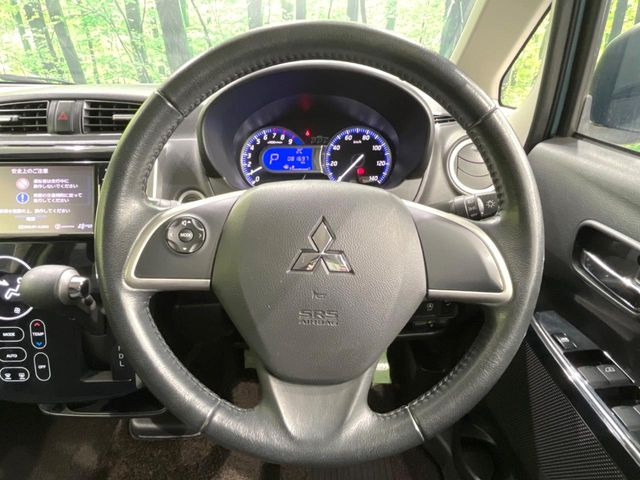 �y�����v�����X�e�A�����O�z�㎿�Ȋv���g�p���邱�ƂŁA��ɂ����������݂ƂĂ��^�]���₷���n���h���ł���