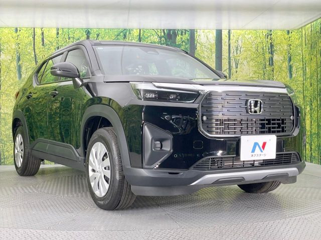 高透明度のガラス皮膜で撥水はもちろん、上質なツヤ・光沢を実現。紫外線や酸性雨から大切な愛車を保護し、色あせ・劣化を防止。「弾スプラッシュコート」、「弾プリミッサコート」からお選びいただけます。