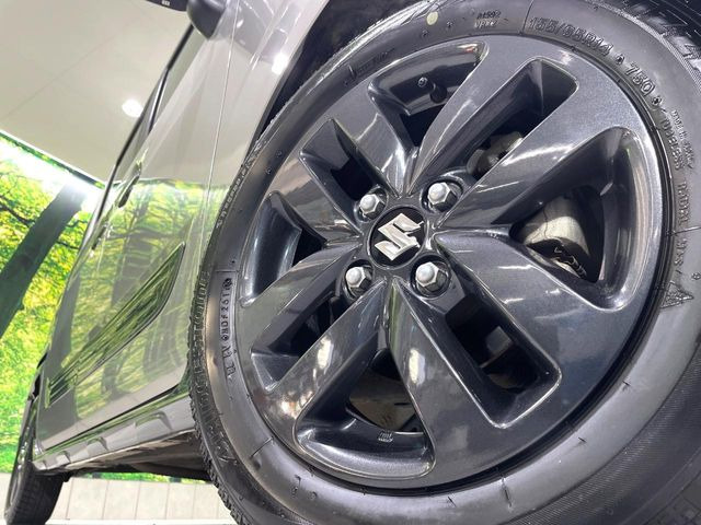 �y����14�C���`�A���~�z�C�[���z�O�ςɃ}�b�`���������A���~�z�C�[���𑕒����Ă���܂��B�e��ЊO�A���~�z�C�[����A�X�^�b�h���X�^�C�����戵�����Ă���܂��B���񂲑��k����������