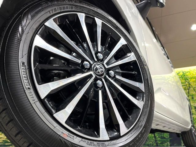 �y����15�C���`�A���~�z�C�[���z�O�ςɃ}�b�`���������A���~�z�C�[���𑕒����Ă���܂��B�e��ЊO�A���~�z�C�[����A�X�^�b�h���X�^�C�����戵�����Ă���܂��B���񂲑��k����������