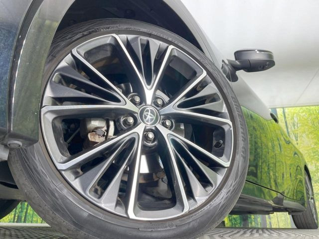 �y����19�C���`�A���~�z�C�[���z�O�ςɃ}�b�`���������A���~�z�C�[���𑕒����Ă���܂��B�e��ЊO�A���~�z�C�[����A�X�^�b�h���X�^�C�����戵�����Ă���܂��B���񂲑��k����������