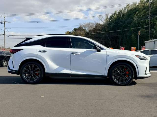 ���X�݌ɂ͊O���A�����N���[�j���O��ɓW�����A�����Ď��̏C�����̗L���A���[�^�[��������̗L������O�ҋ@�ւɂ�錟����S����{���Ă���܂��B�Ԍ��A�����A����h�������ЂőΉ��ł��܂��̂ł����S���������B