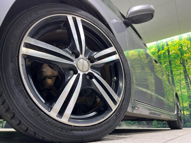 �y16�C���`�A���~�z�C�[���z�O�ςɃ}�b�`�����A���~�z�C�[���𑕒����Ă���܂��B�e��A���~�z�C�[����A�X�^�b�h���X�^�C�����戵�����Ă���܂��B���񂲑��k����������