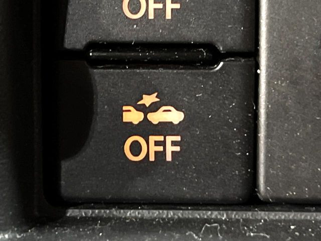 �y�X�Y�L �Z�[�t�e�B�T�|�[�g�z���s���ɑO���̎ԗ�����F�����A�Փ˂������Ȏ��͌x��ƃu���[�L�ŏՓˉ���Ɣ�Q�y�����A�V�X�g�B�����S�Ƀh���C�u�����y���݂��������܂��B