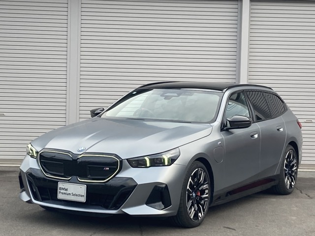 i5ツーリングM60 xドライブ 4WD