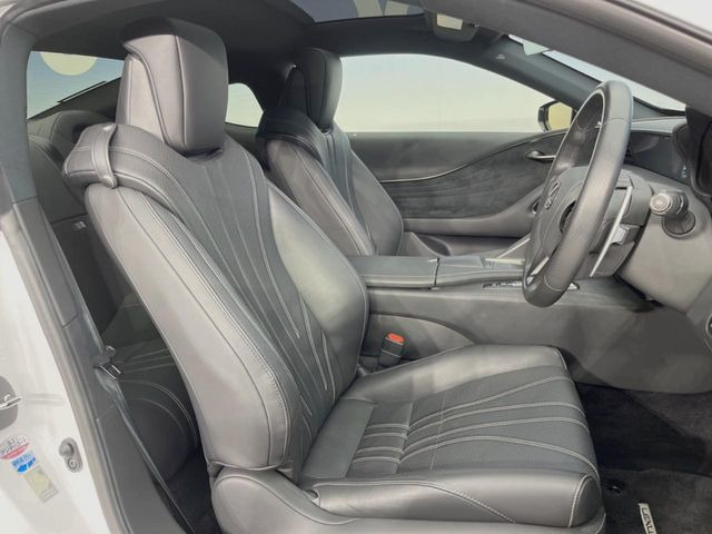 ���V�[�g�̎g�p��:�j��E�ւ�������Ȃ��A�����̒ʂ肫�ꂢ�ȏ�Ԃ��ێ����Ă���܂��B�܂��A�����N���[�j���O�E�R�[�e�B���O�����p�����������܂��B