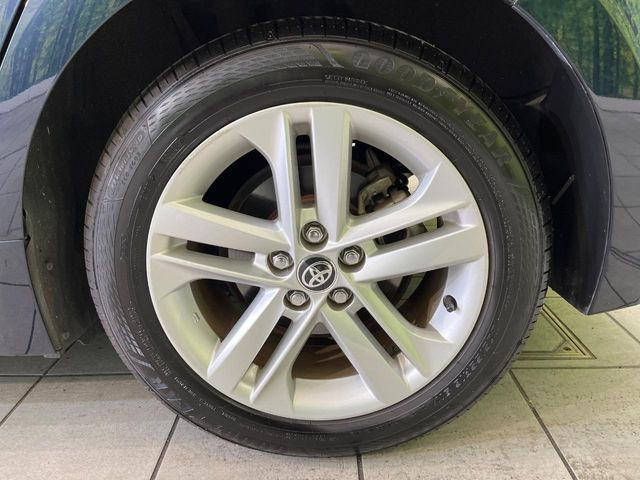 �y�����A���~�z�C�[���z�O�ςɃ}�b�`���������A���~�z�C�[���𑕒����Ă���܂��B�e��ЊO�A���~�z�C�[����A�X�^�b�h���X�^�C�����戵�����Ă���܂��B���񂲑��k����������