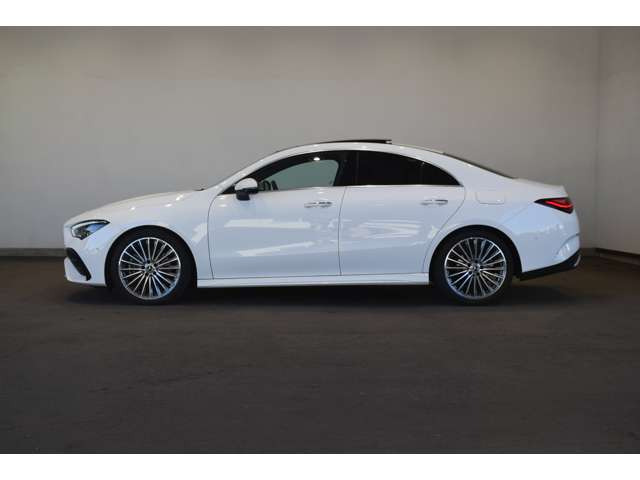 CLAクラスCLA200d AMGラインパッケージ