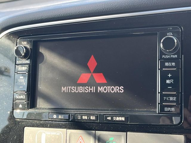 �y�����i�r�z�l�C�̏����i�r�𑕔��B�I�[�f�B�I�@�\���[�����Ă���ABluetooth�ڑ�����΂������̃X�}�z��MP3�v���C���[�̉��y���Đ��\!�����̉^�]������Ɋy�����Ȃ�܂�!!