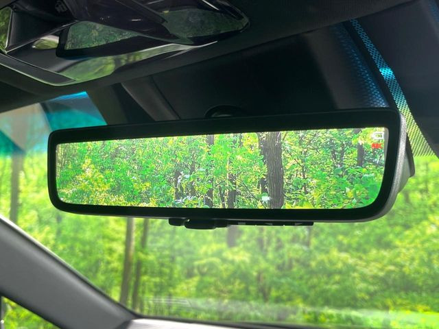 �y�f�W�^���C���i�[�~���[�z�J�������B�e�����ԗ�����̉f�������[���~���[���ɕ\���B�N���A�Ȏ��E�ŏ󋵂̊m�F���\�ł�!���h�����R�@�\�����p�ɂ͕ʓrSD�J�[�h�����p�ӂ��������ꍇ������܂��B