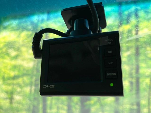 �y�h���C�u���R�[�_�[�z�h���C�u���R�[�_�[����!���s���͂������A������^�]�⎖�̂ɑ��������ہA�f���ŋL�^���A����̃��X�N�ɔ����܂��B���L�^�pSD�J�[�h�͂��q�l�����g�ł��������������K�v������܂��B