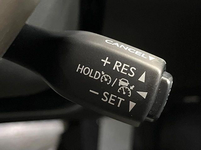 �y���[�_�[�N���[�Y�R���g���[���z�������H�ł̒��������s���y��!!�����ő��x��ۂN���[�Y�R���g���[�����A�Փˌy���V�X�e���ƘA�g���A�O���̎ԗ������m���ĎԊԂ�ۂ悤�ɑ��x���߂��Ă���܂�!!