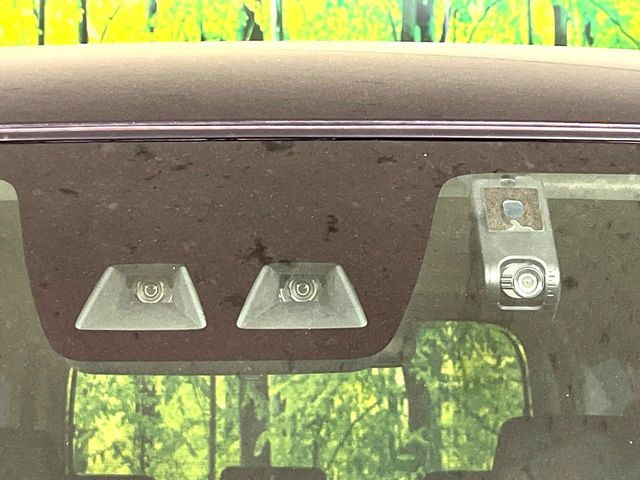 �y�X�}�[�g�A�V�X�g�z���s���ɑO���̎ԗ�����F�����A�Փ˂������Ȏ��͌x��ƃu���[�L�ŏՓˉ���Ɣ�Q�y�����A�V�X�g�B�����S�Ƀh���C�u�����y���݂��������܂��B