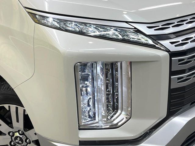 �yLED�w�b�h���C�g�z���V����ԑ��s�����ǍD�Ȏ��E���m�ۂ����S���ĉ^�]�ł��鍂�P�xLED�w�b�h���C�g�𑕔�!�_�����x�������A����d�͂��}�����Ă��܂��B