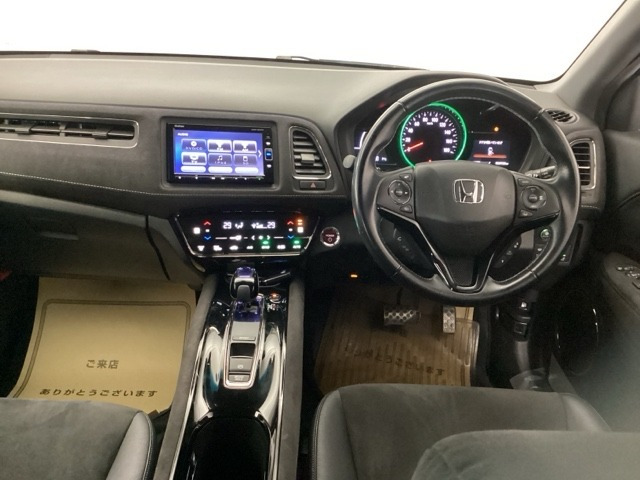 ヴェゼル1.5 ハイブリッド RS ホンダセンシング