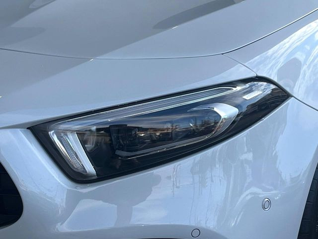 ��LED�w�b�h���C�g:��ԑ��s�����ǍD�Ȏ��E���m�ۂ����S���ĉ^�]�ł��鍂�P�xLED�w�b�h���C�g�𑕔�!�_�����x�������A����d�͂��}�����Ă��܂��B