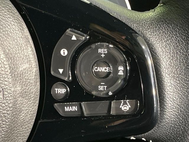 �y�A�_�v�e�B�u�N���[�Y�R���g���[���z�������H�ł̒��������s���y��!!�����ő��x��ۂN���[�Y�R���g���[�����A�Փˌy���V�X�e���ƘA�g���A�O���̎ԗ������m���ĎԊԂ�ۂ悤�ɑ��x���߂��Ă���܂�!!