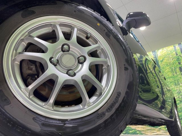 �y14�C���`�A���~�z�C�[���z�O�ςɃ}�b�`�����A���~�z�C�[���𑕒����Ă���܂��B�e��A���~�z�C�[����A�X�^�b�h���X�^�C�����戵�����Ă���܂��B���񂲑��k����������