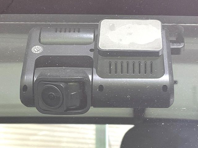 �y�h���C�u���R�[�_�[�z�h���C�u���R�[�_�[����!���s���͂������A������^�]�⎖�̂ɑ��������ہA�f���ŋL�^���A����̃��X�N�ɔ����܂��B���L�^�pSD�J�[�h�͂��q�l�����g�ł��������������K�v������܂��B