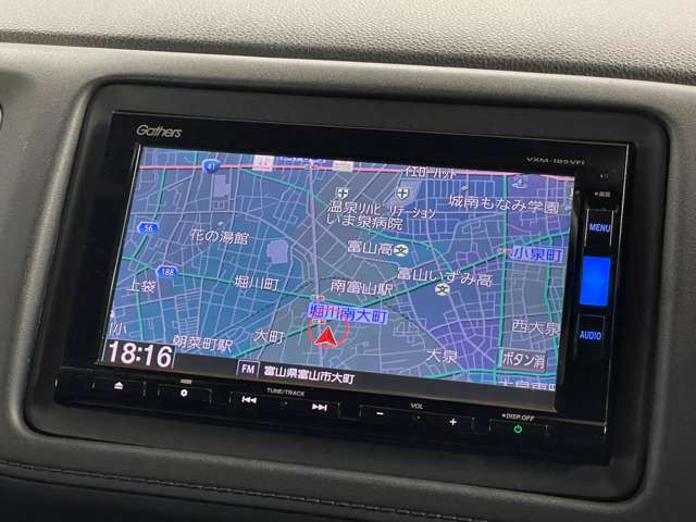 ���D�݂̃I�v�V�����𑕒����Č�[�Ԃ��邱�Ƃ��\�ł��B�i�r�E�o�b�N�J�����EETC�E��ȃt���b�v�_�E�����j�^�[�E�R�[�e�B���O�E�V�[�g�J�o�[�E�h���C�u���R�[�_�[�E�G���W���X�^�[�^�[ �ȂǂȂǎ戵����!