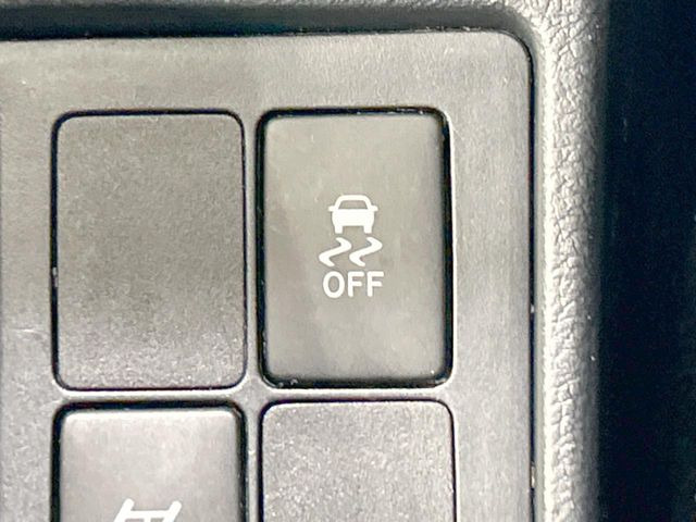 �y������h�~���u�z�ԗ��̉���������m����ƁA�����I�Ɏԗ��̐i�s������ۂ悤�Ɏԗ��𐧌䂵�܂��B�J�̓��ȂǊ���₷���H�ʏ󋵂ł����S�ȉ^�]���\�ł��B