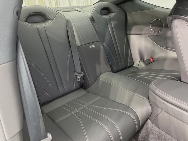 ���㕔���Ȃ��C�ɂȂ�悤�ȃL�Y�E�����ւ��蓙�A�傫�ȃ_���[�W�͂Ȃ��A�ǍD�ȏ�Ԃł��B