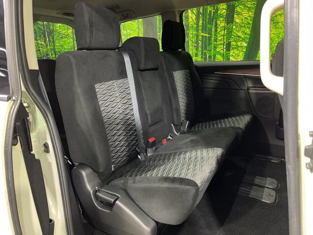 �L�X�Ƃ���2��ڃV�[�g�͋��Z���������A���S�n�����K!�F�B��Ƒ��Ƃ̂��o�����ɂ҂�����ł��B�x�r�[�V�[�g��`���C���h�V�[�g�g�p�������K�ɂ��߂�������������\���ȋ�Ԃ��m�ۂ��Ă��܂��B