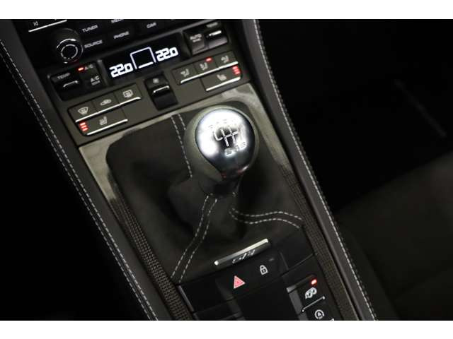 ����Ȃɂ����K�ɐl���悹�邱�Ƃ��\�A�X�ɂ́u���n���h���v�Ń}�j���A��������y���߂�d�l�ƂȂ��Ă���܂��B