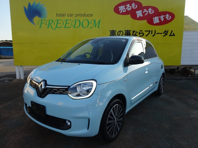 トゥインゴインテンス